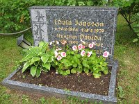  Edvin Jonsson, * 29/10 1896 ┼ 15/5 1979
Hustrun Davida (f Strinnholm) *4/7 1899 ┼ 13/1 1962
Sonen Ingemar * 25/1 1933 ┼ 3/9 2008