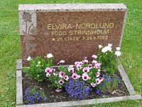  Elvira Nordlund, född Strinnholm, * 26/1 1929 ┼ 29/91982