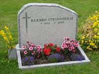  Barbro Strinnholm, * 1932 ┼ 2009