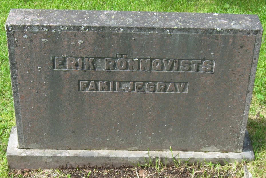 gravstenar_dorotea-risbaumlck_ris_erik_roumlnnqvist.jpg