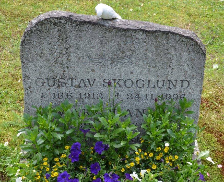 gravstenar_dorotea-risbaumlck_ris_gustav_skoglund.jpg