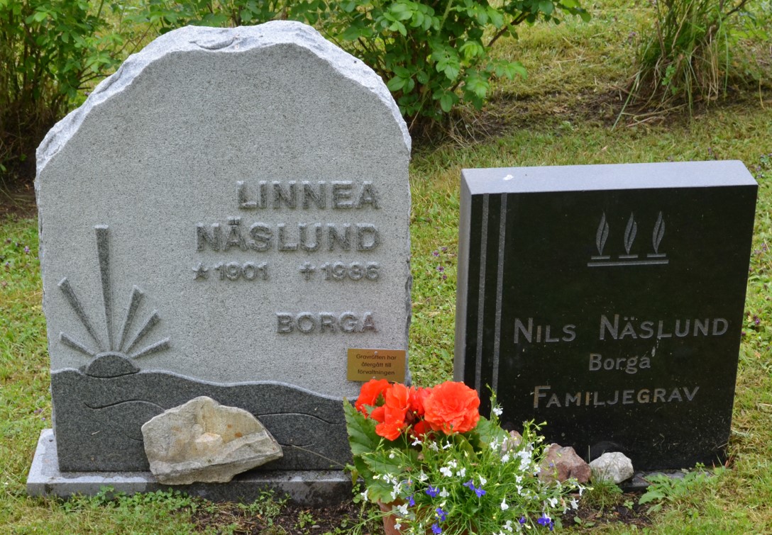 gravstenar_dorotea-risbaumlck_ris_nils_o_linnea_naumlslund.jpg