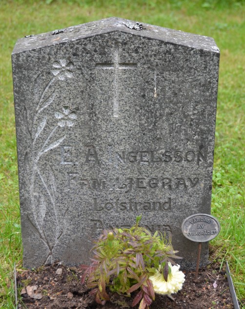 gravstenar_dorotea_dor_e_a_ingelsson.jpg