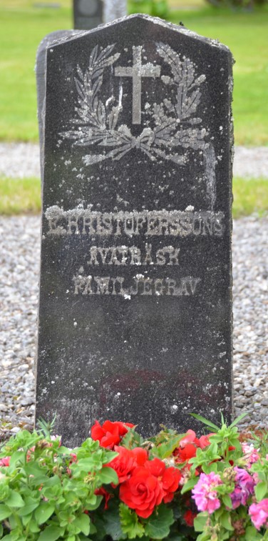 gravstenar_dorotea_dor_e_kristoffersson_familjegrav.jpg