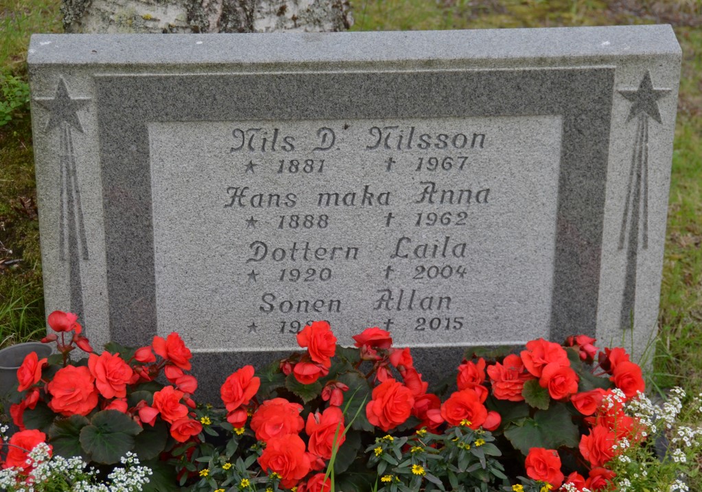 gravstenar_dorotea_dor_nils_d_nilsson.jpg