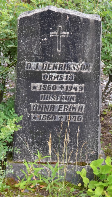 gravstenar_dorotea_dor_o_j_henriksson.jpg