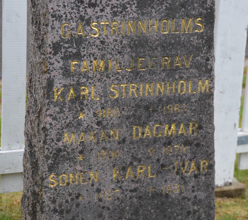 gravstenar_fredrika_fre_g_a_strinnholm_familjegrav2.jpg