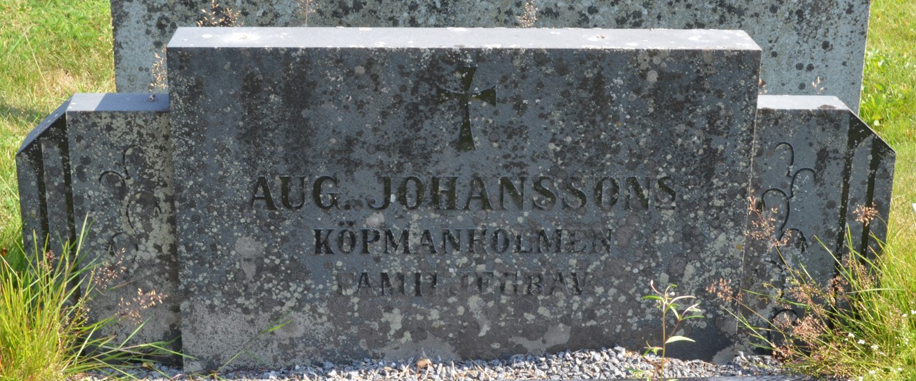 gravstenar_naumltra_nat_august_johansson.jpg