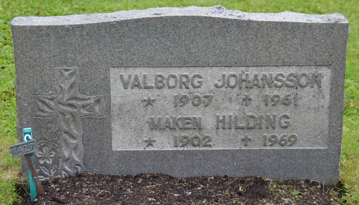 gravstenar_umearing_-_norra_kyrkogaringrden_ume_valborg_johansson.jpg