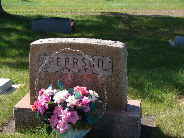 gravstenar_utanfoumlr_sverige_pearsongrave.jpg