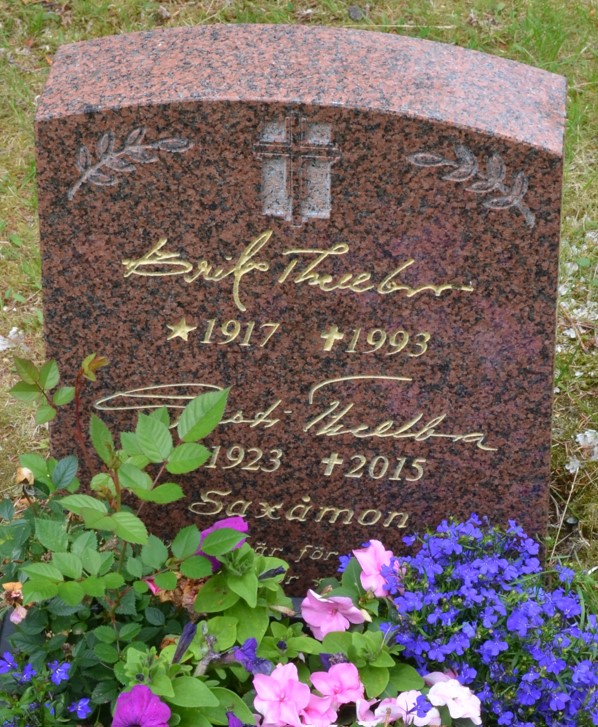 gravstenar_vilhelmina_vil_erik_thellbro.jpg